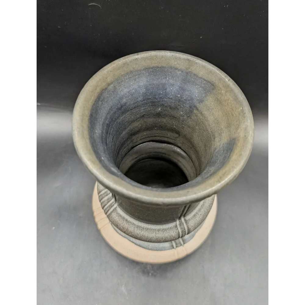 Signed Studio Pottery Brutalist Stoneware Vase Gray Sand Architectural 2022 7